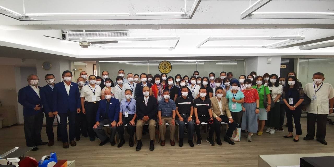 孔祥科博士受邀至台北市商業會「總幹事聯誼會」，以「養生科技的奧秘」為主題進行專題演講03